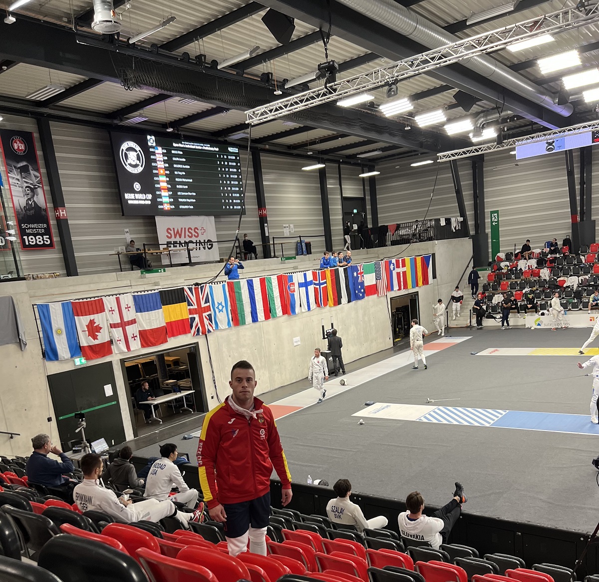 Digna actuaci&oacute;n de Yago Navarro en la primera Copa del Mundo S&eacute;nior de espada de la temporada 2022-2023